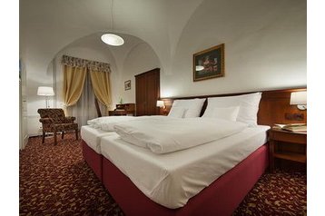 Tšehhi Vabariik Hotel Hrubá Skála, Eksterjöör